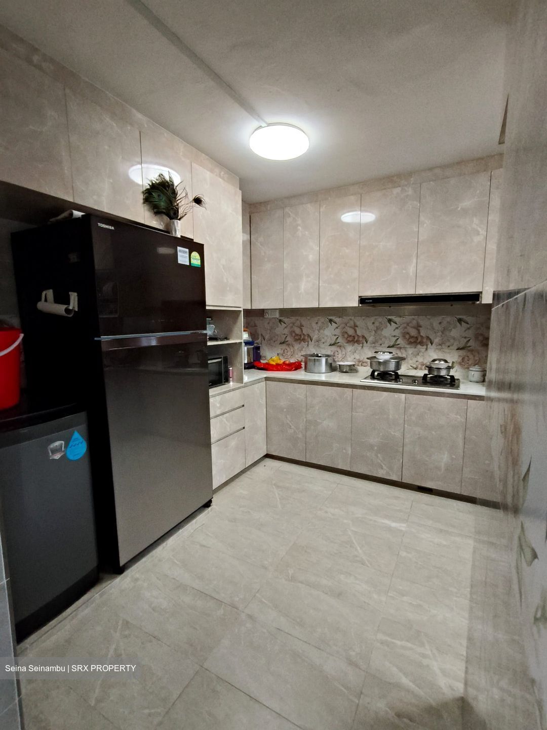 Blk 216 Jurong East Street 21 (Jurong East), HDB Executive #632492161